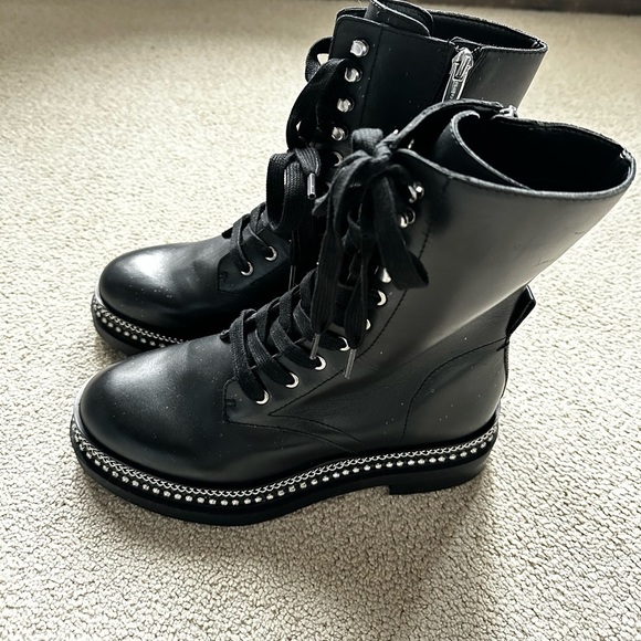Vince Camuto Branda Black Leather Round Toe Lace Up Combat Boots Size 6.5 - Picture 2 of 11
